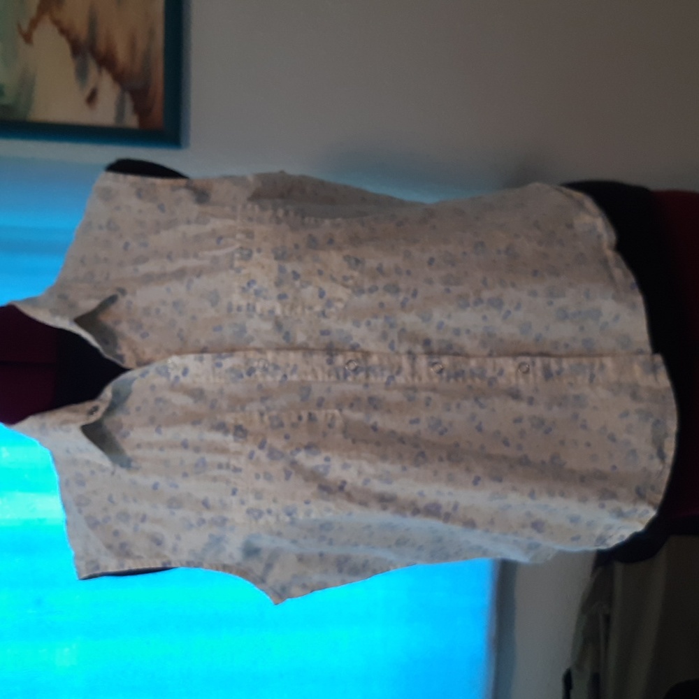 Summer sleeveless top